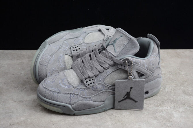 KAWS x Air Jordan 4“ Cool Grey”930155-003 - Image 2