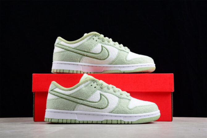 Nike Dunk Low SE Fleece Pack Honeydew DQ7579-300 - Image 5