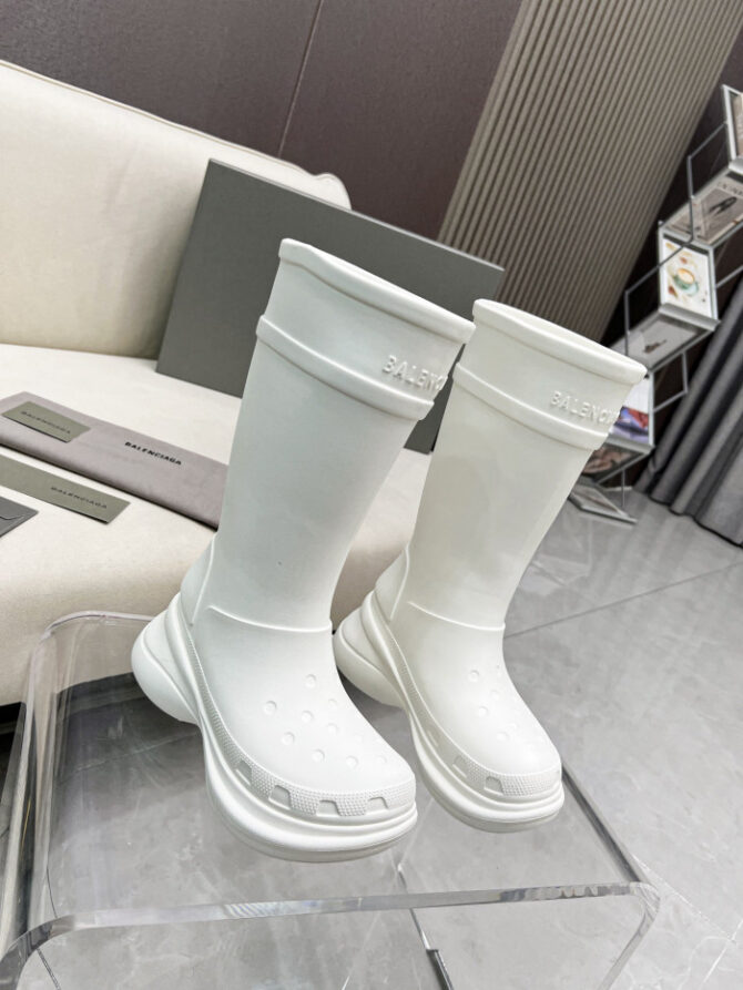 Balenciaga x Crocs Boot White (W) 677388W1S8E9000 - Image 2