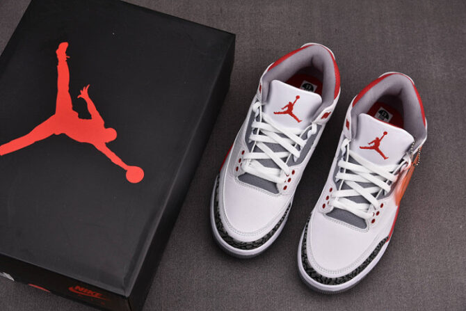 Jordan 3 Retro Fire Red (2022) DN3707-160 - Image 9