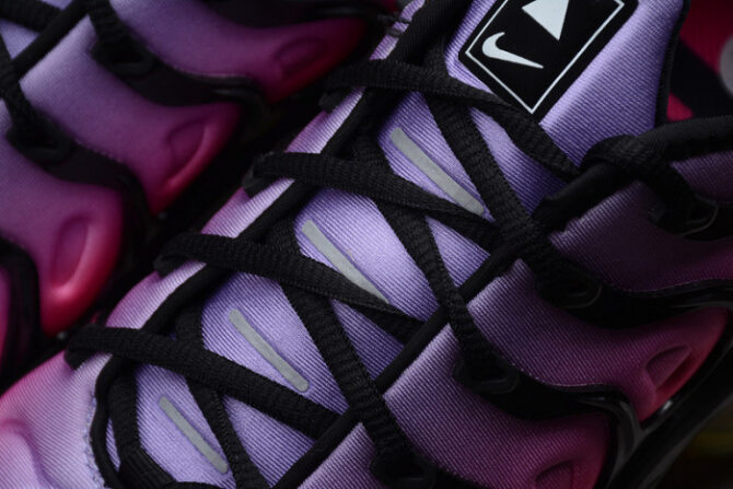 VAPORMAX PLUS BE TRUE PURPLE PULSE/BLACK-PINK BLA (W) AR4791-500 - Image 5