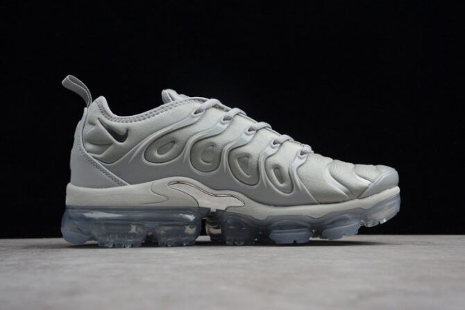 VAPORMAX PLUS WOLF GREY/DARK SILVER OG00160 - Image 9