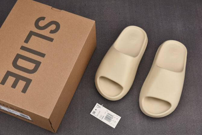 KANYE WEST X ADIDAS YEEZY SLIDE “RESIN”FW6345 - Image 7