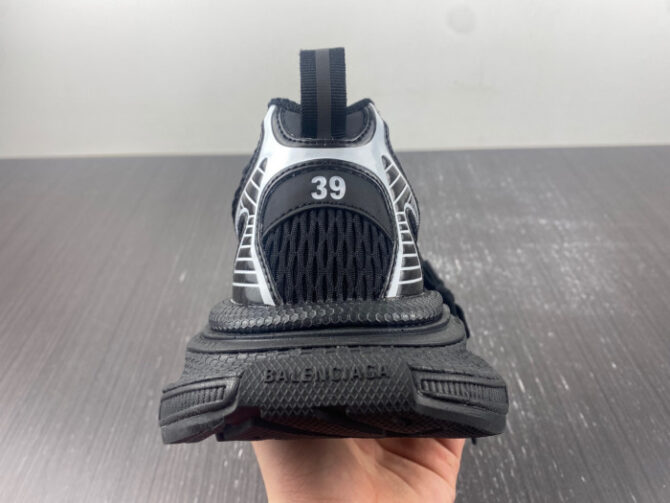 BALENCIAGA 3XL SNEAKER - Image 2